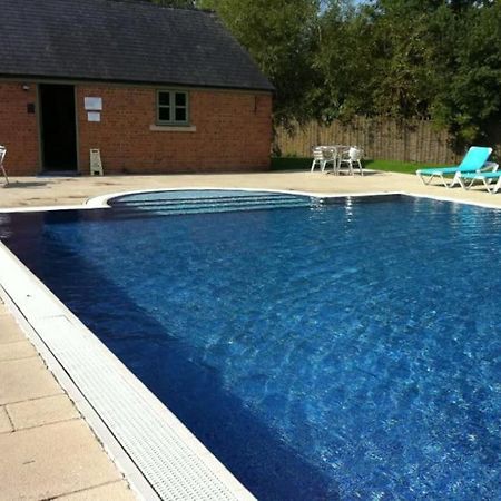 Castleford Cottage , Lowermill Estate Somerford Keynes Luaran gambar